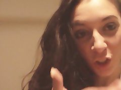 Brunette Masturbation 